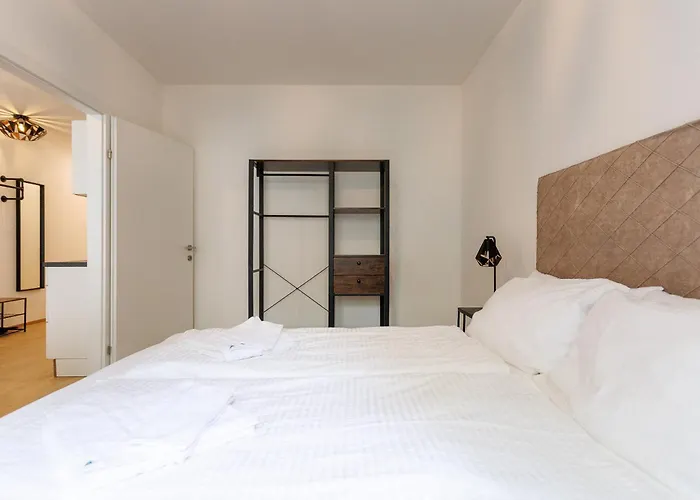 Διαμέρισμα Roomverse Residenz - Naehe Stadthalle *