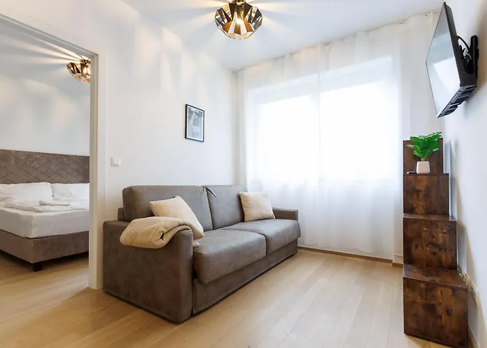 Roomverse Residenz - Naehe Stadthalle Апартаменты *