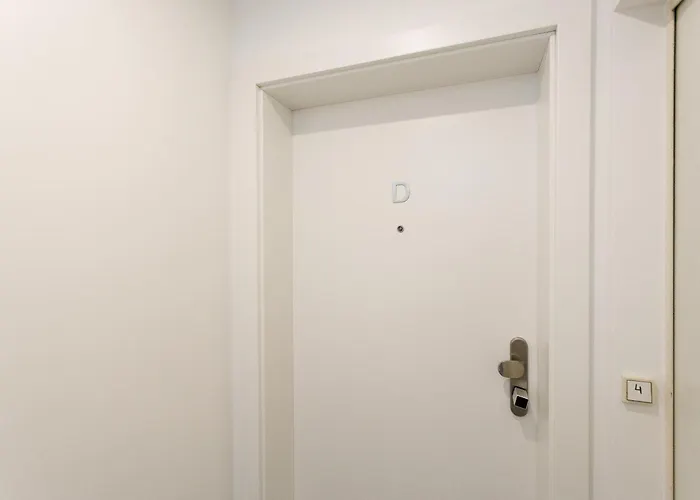 Roomverse Residenz - Naehe Stadthalle Διαμέρισμα